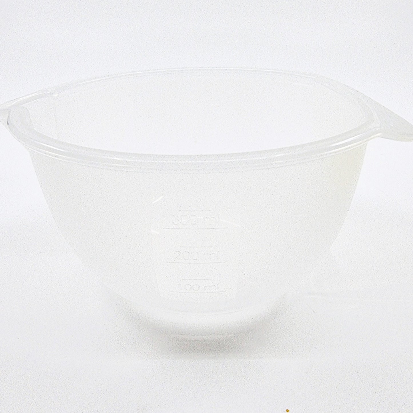 Presse-agrumes avec récipient bec verseur