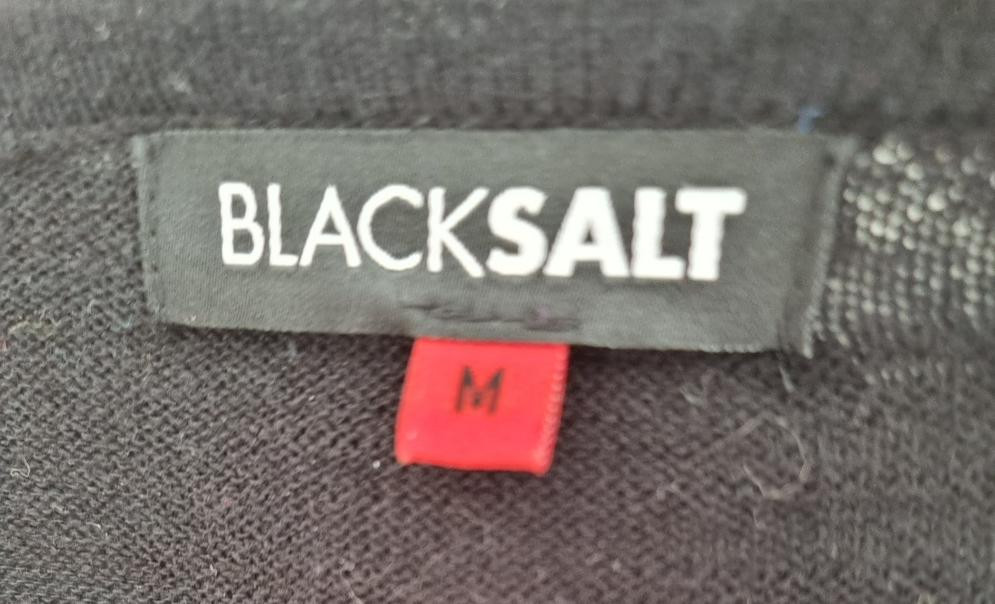 Pull avec laçage sur le côté (SIZE : M)