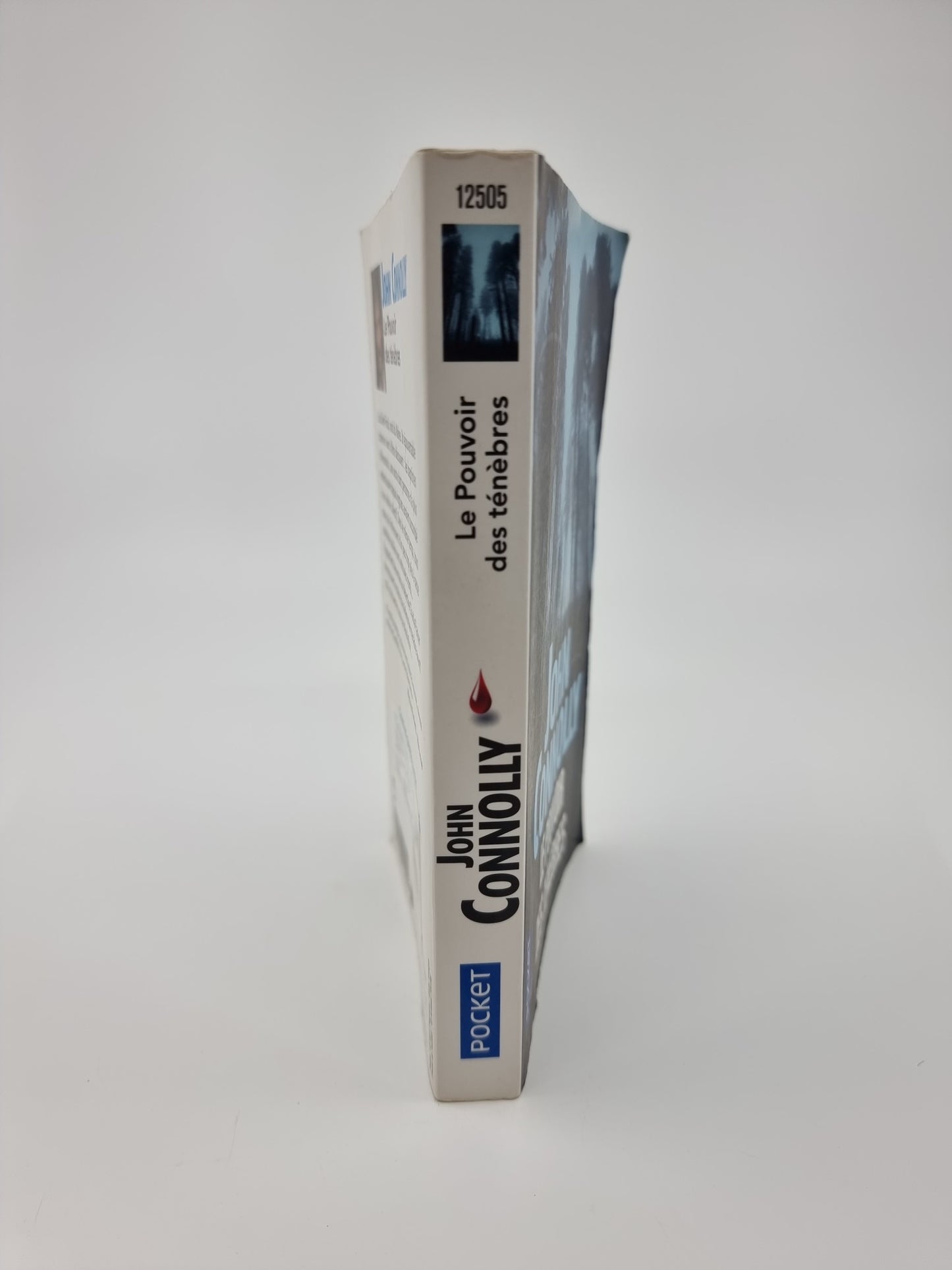 Livre - Le pouvoir des ténèbres