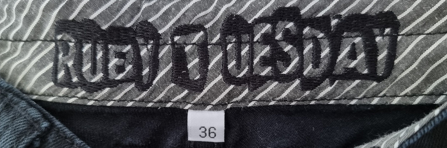 Pantalon ¾ noir en jeans (SIZE : 36)