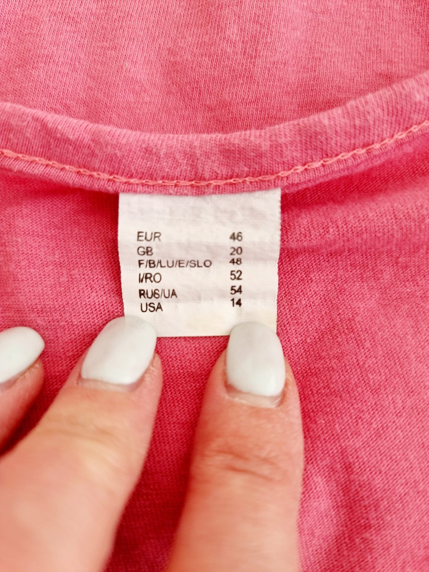 T-shirt rose brodé (SIZE : EUR 46)