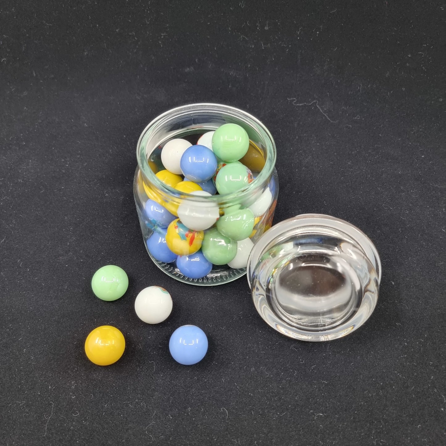 Bocal avec couvercle hermétique