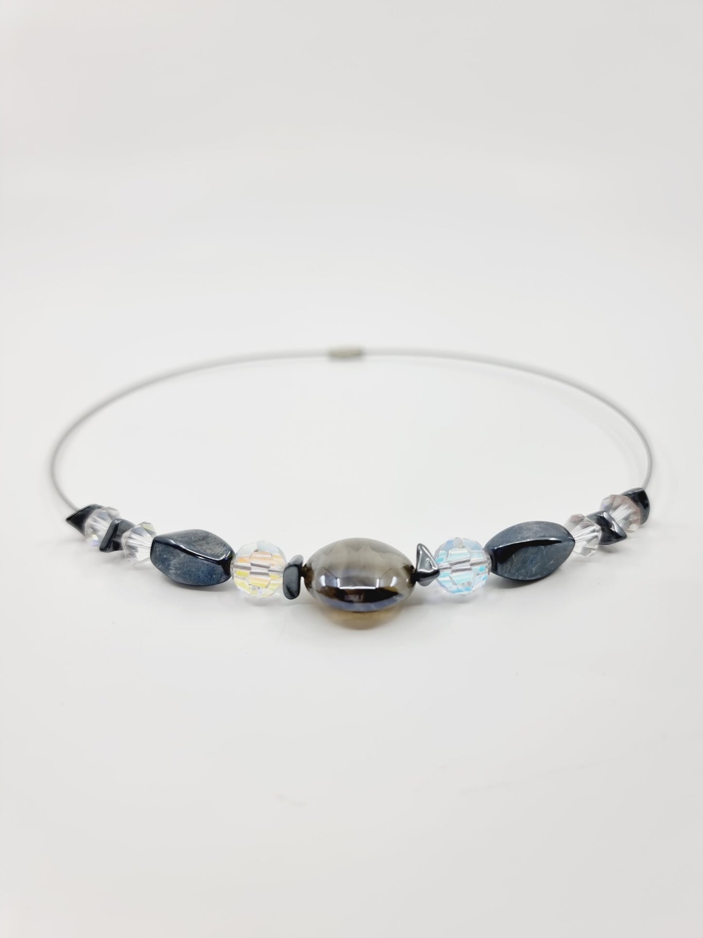 Collier cerceau - perles imitation pierre pyrite