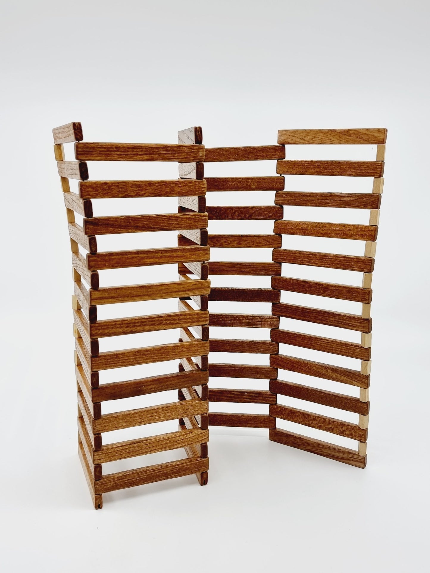 Dessous de plat pliable en bois