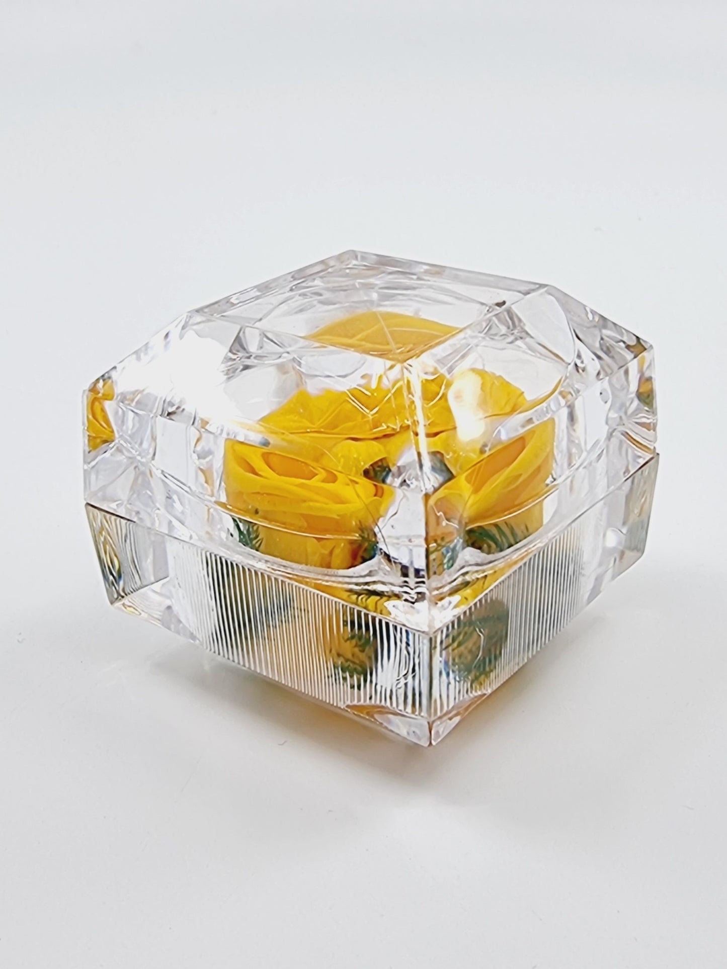 Rose éternelle dans son écrin - jaune