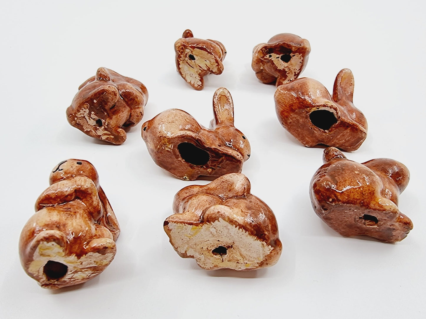 Lot de 8 figurines lapins