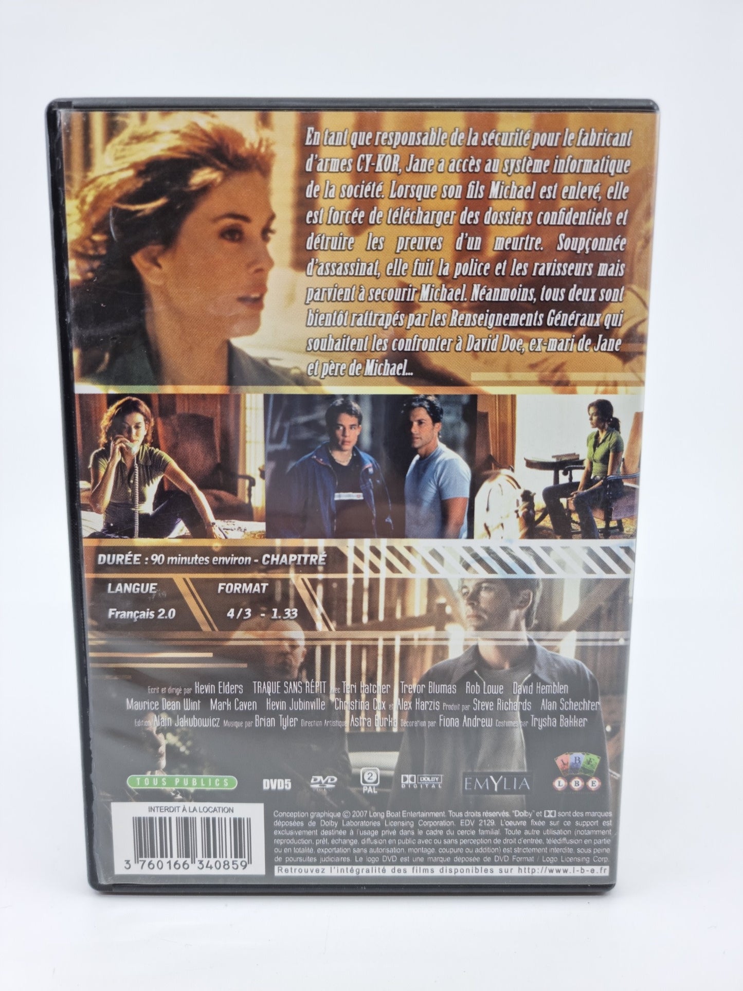 DVD - Traque sans répit, elle veut retrouver une vie normale … tout le monde veut sa mort