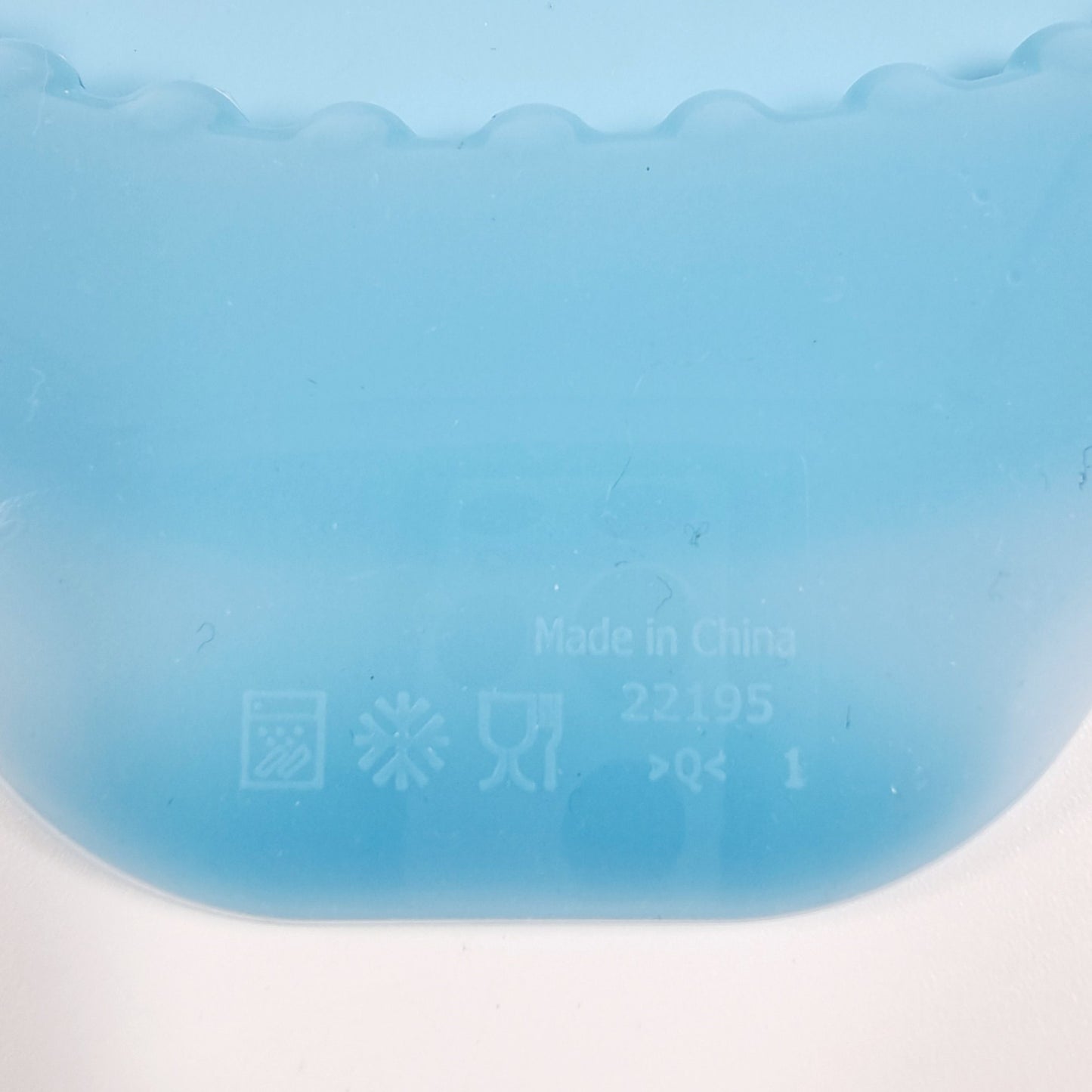 Couvercle en silicone pour conserver les aliments