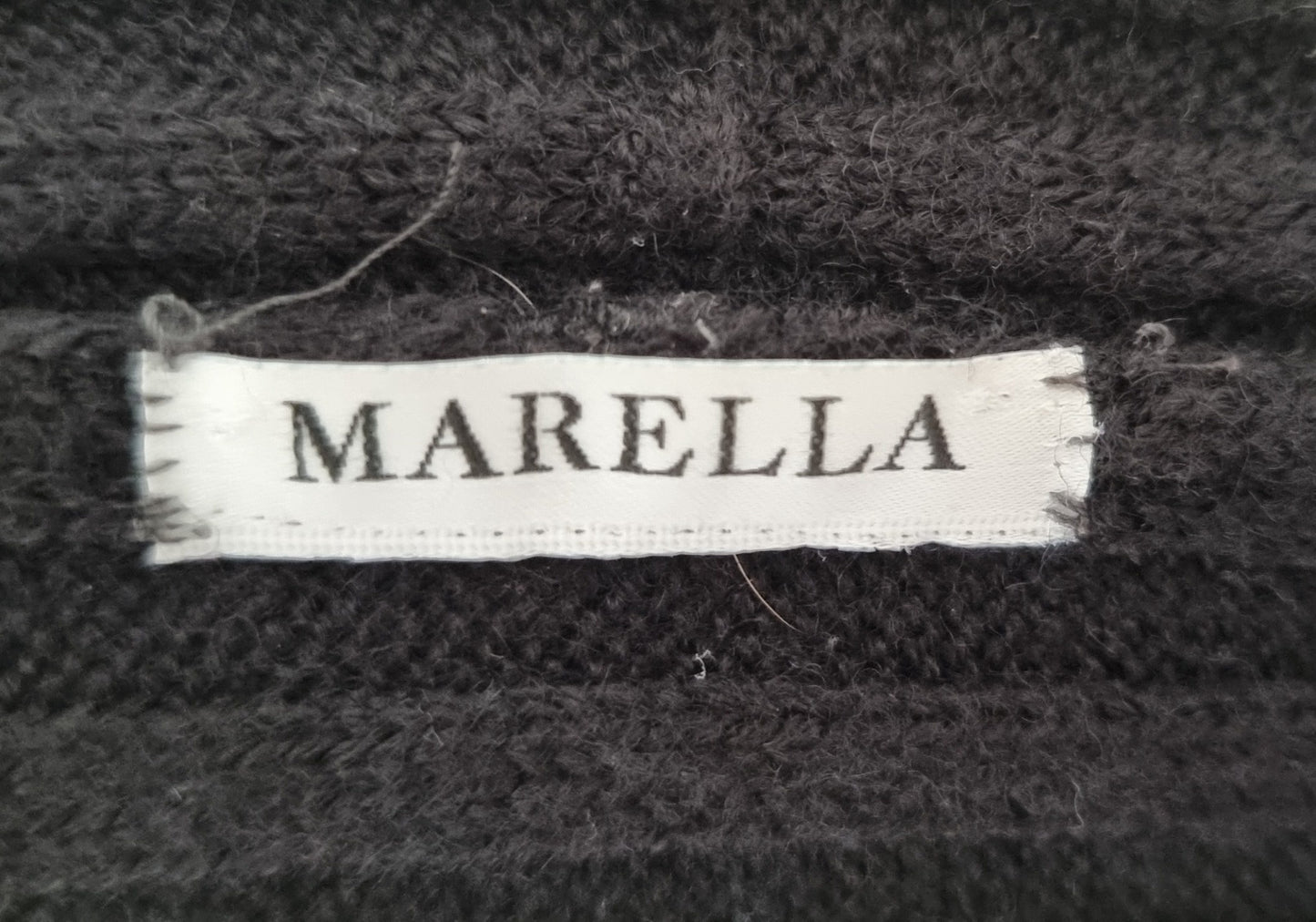 Cardigan noir à la coupe déstructurée (SIZE : M)