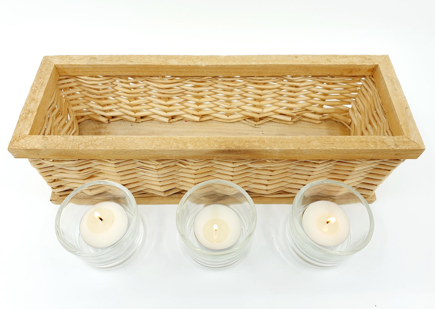 Bougeoir - Corbeille en osier avec 3 photophores en verre