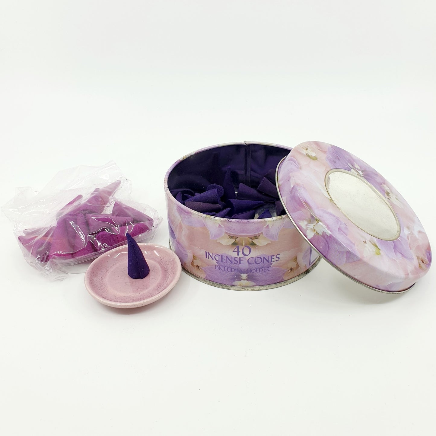 Boîte avec récipient & 40 cônes encens