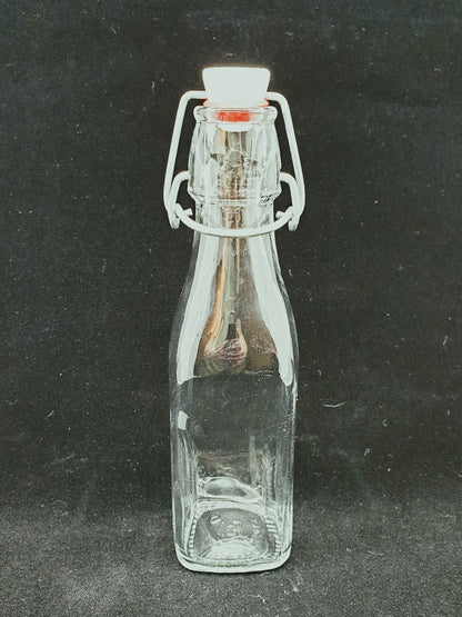 Bouteille en verre hermétique