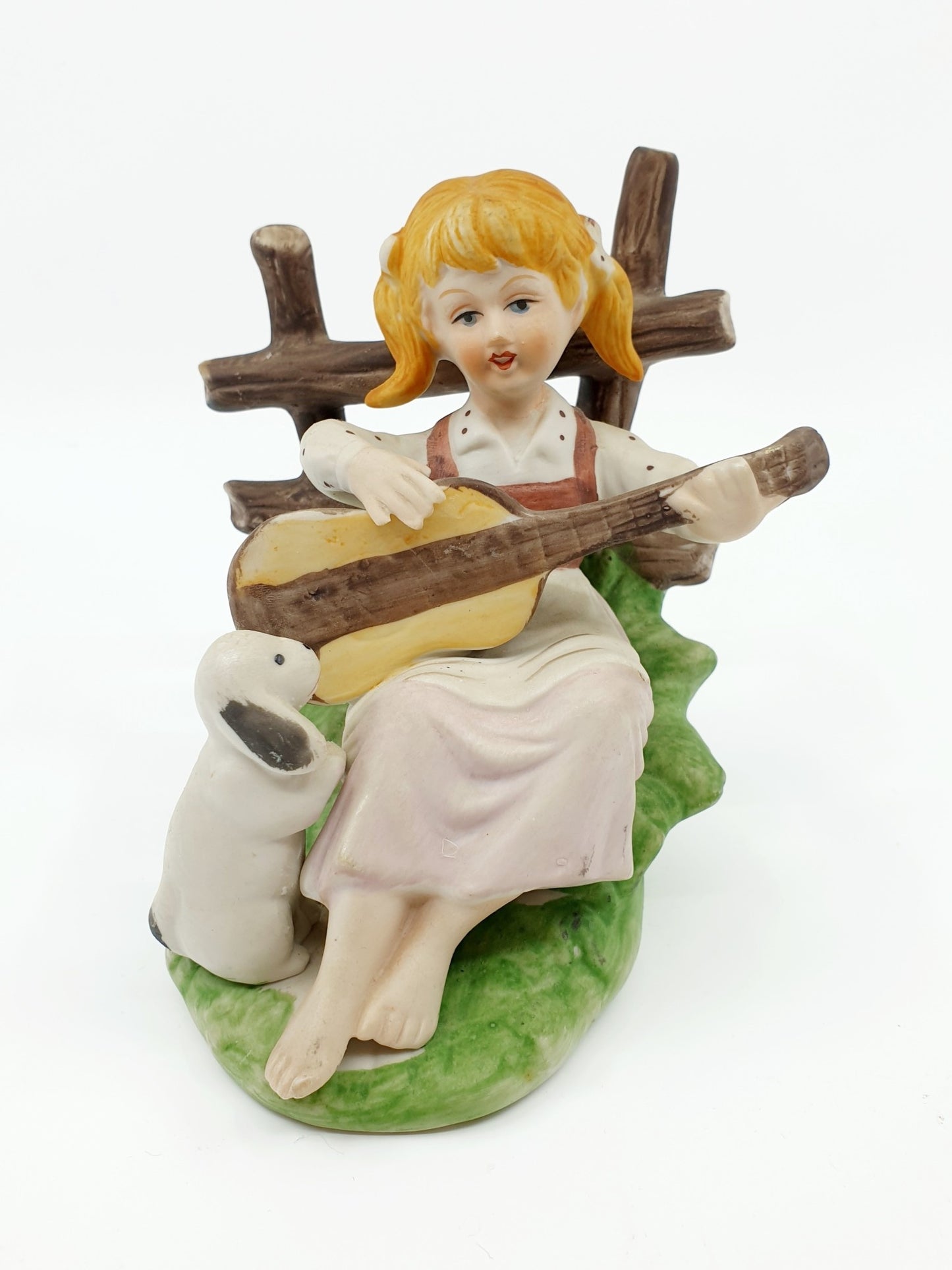 Bibelots -  Jeune fille & garçon musiciens  (3 pièces)