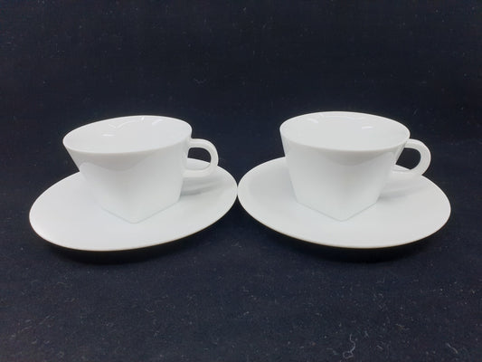 Tasse & sous-tasse en porcelaine (2x2 pièces)