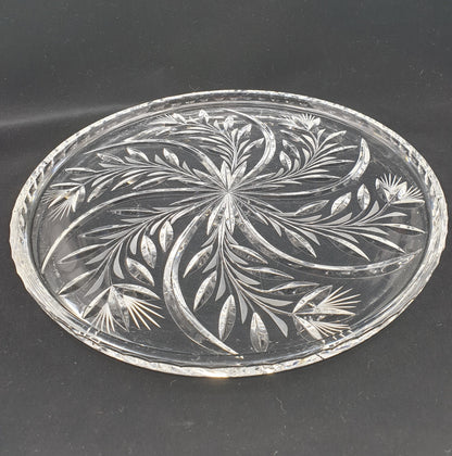 Plat en cristal - gravé de fleurs