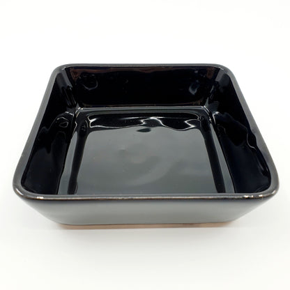Petit plat carré noir