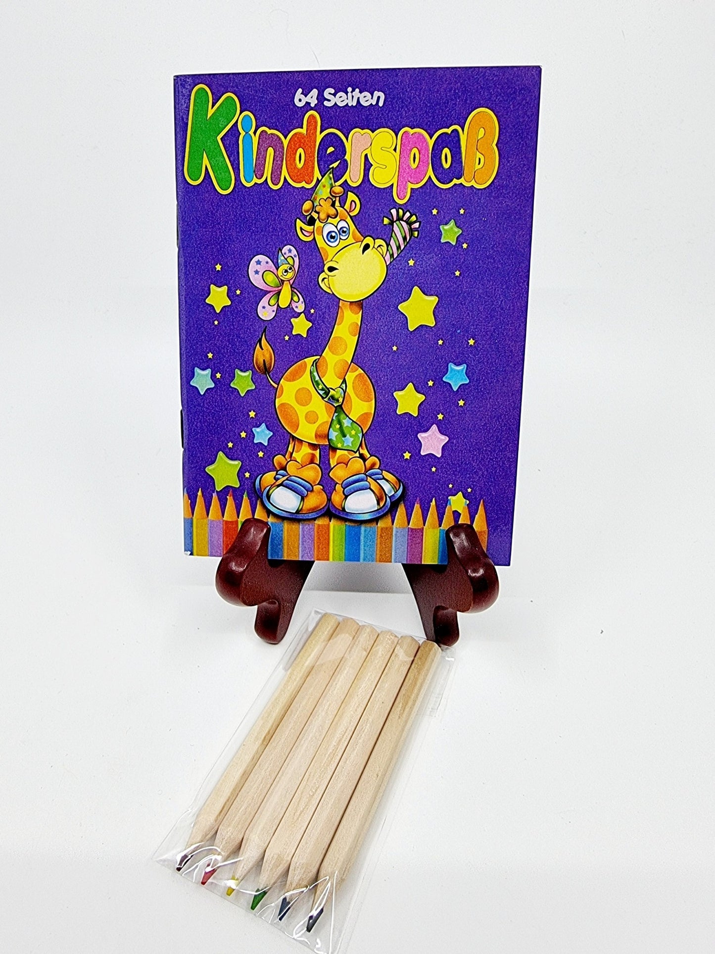 Livre de coloriage et de jeux + 6 crayons de couleur