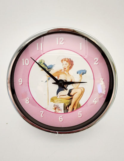 Horloge  rétro - modèle rose