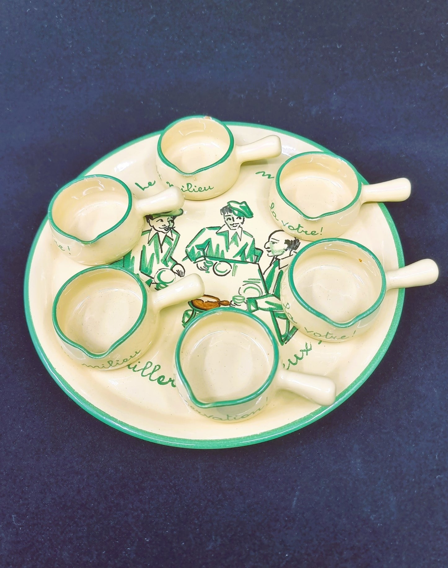 Set de mini-caquelons à liqueur - Le coup du milieu (7 pièces)