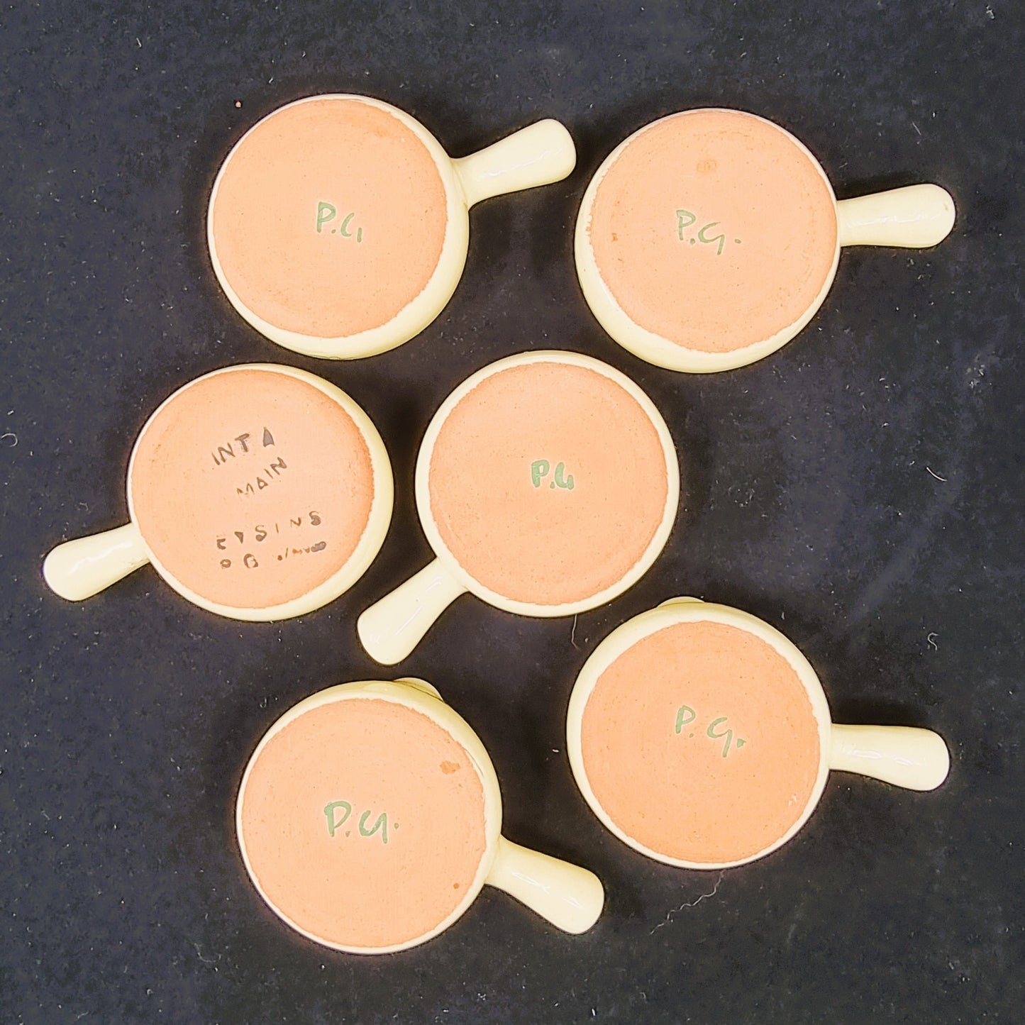 Set de mini-caquelons à liqueur - Le coup du milieu (7 pièces)