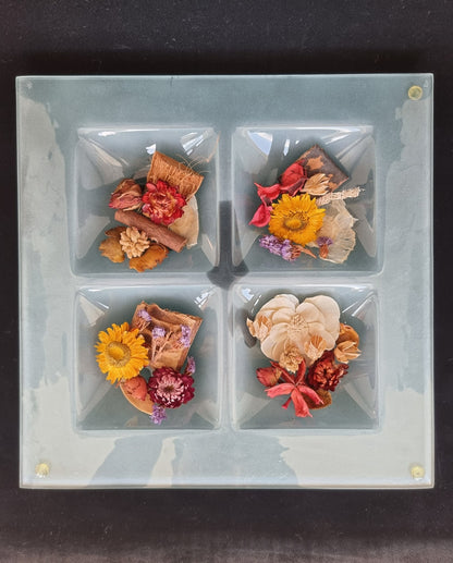 Dessous de plat en verre avec fleurs séchées