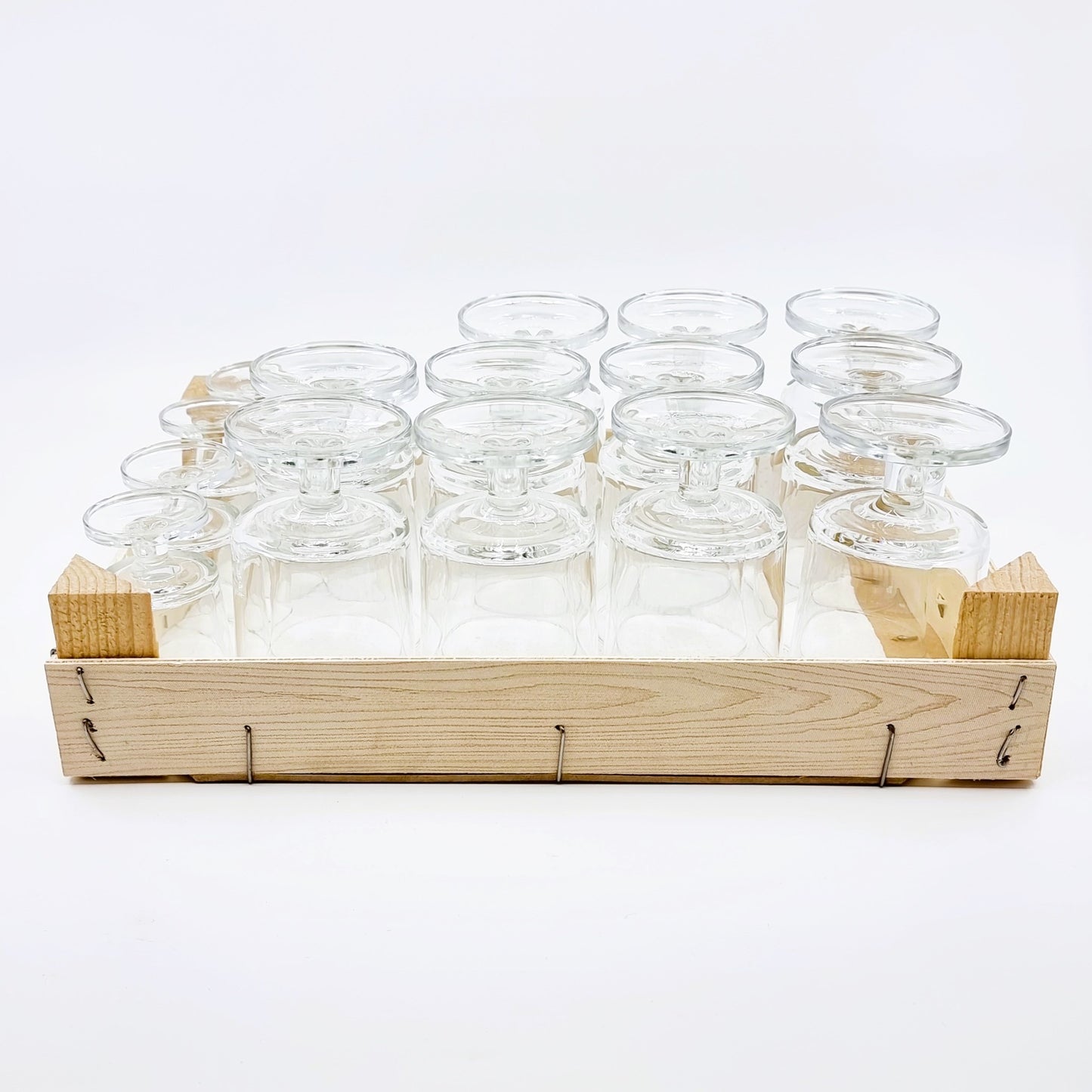 Verre à pied grand et petit format (16 pièces)