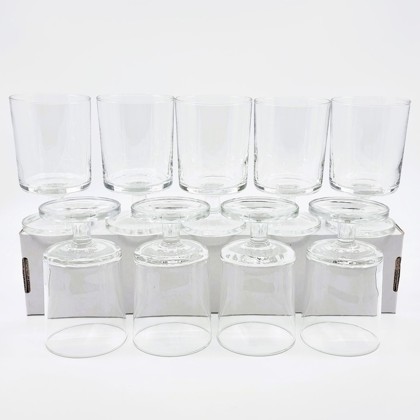 Verre à pied grand et petit format (16 pièces)