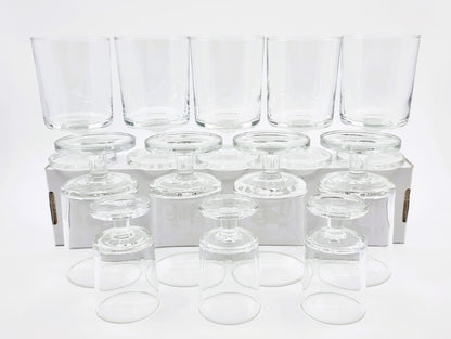 Verre à pied grand et petit format (16 pièces)