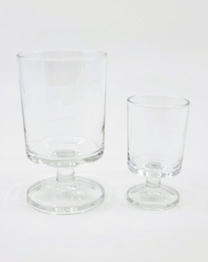 Verre à pied grand et petit format (16 pièces)