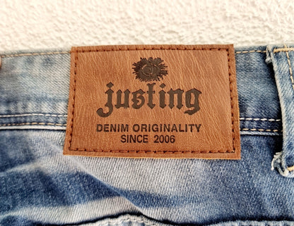 Jeans skinny déchiré (SIZE : 33)