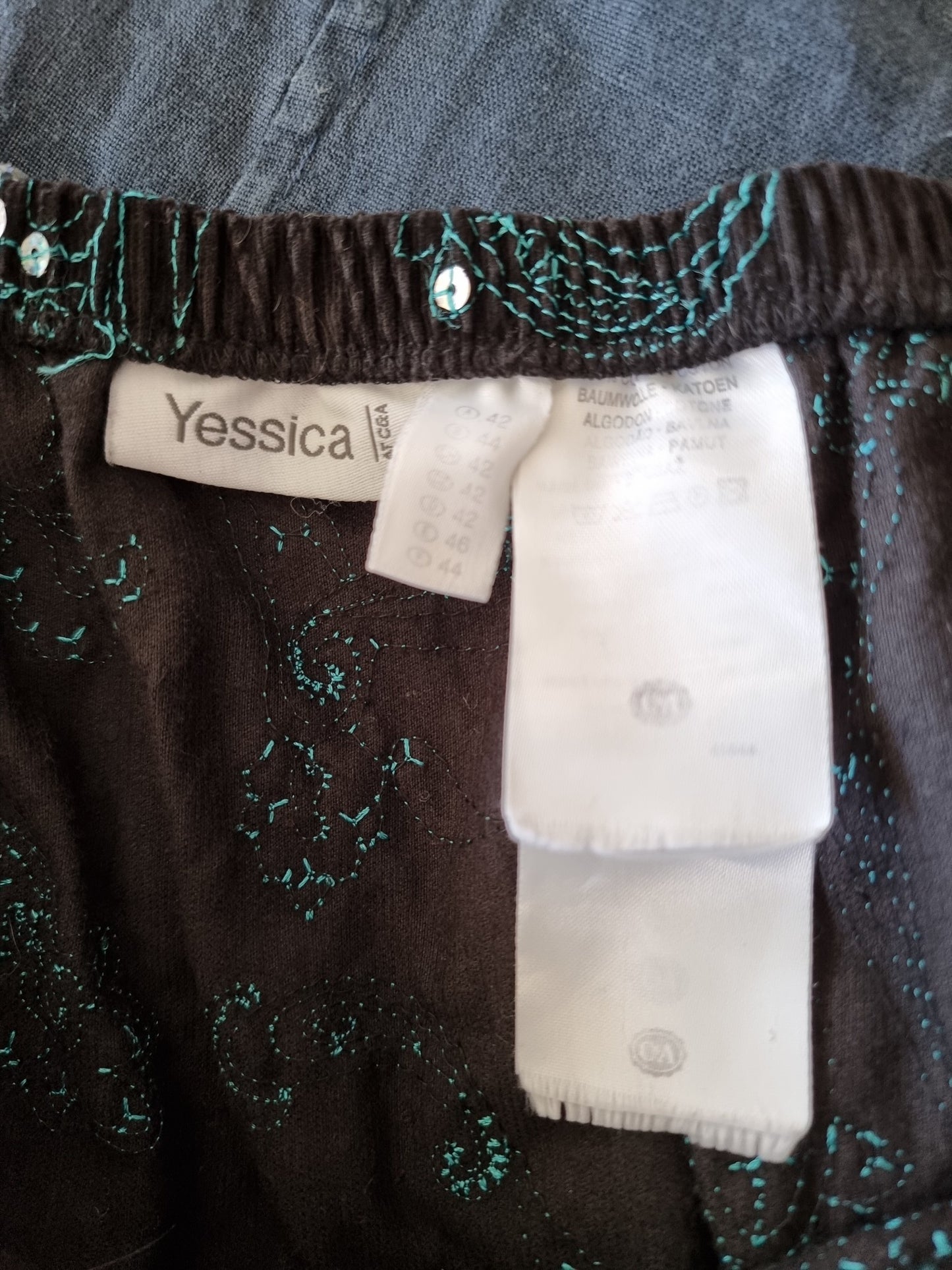 Jupe trapèze motif arabesque (SIZE : 42)