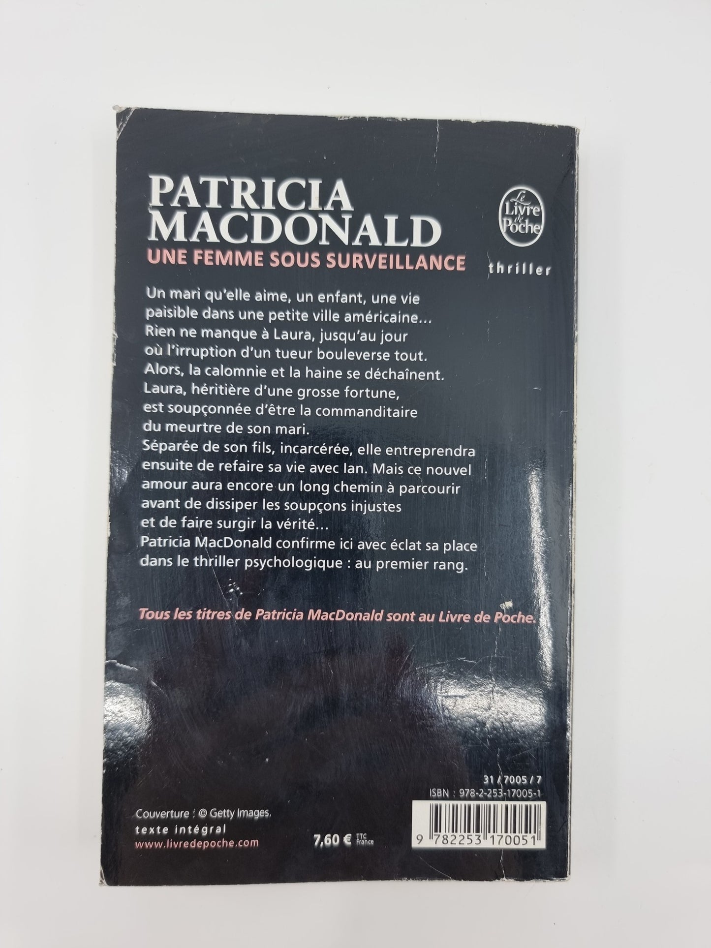 Livre - Une femme sous surveillance