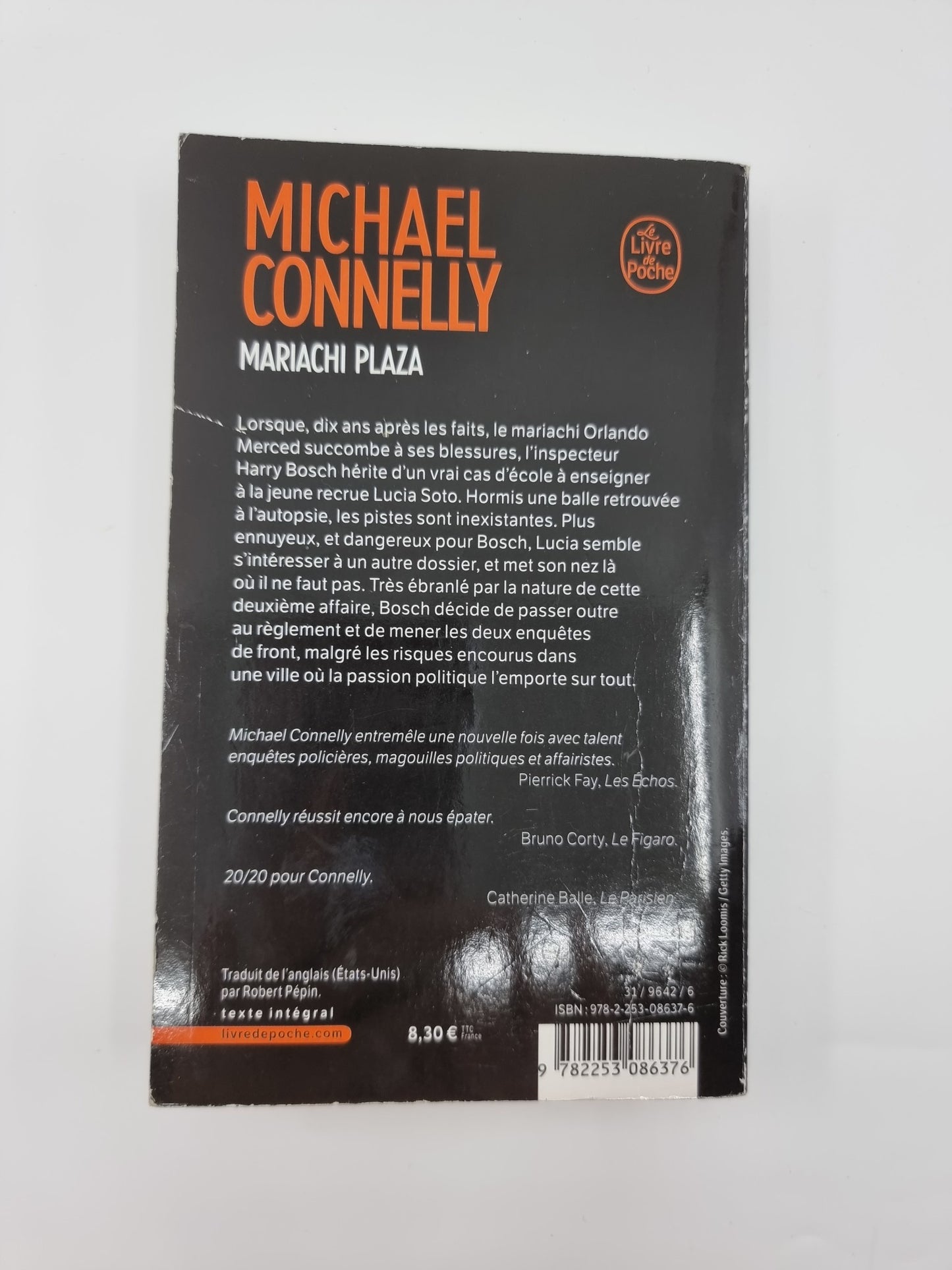 Livre - Mariachi plaza