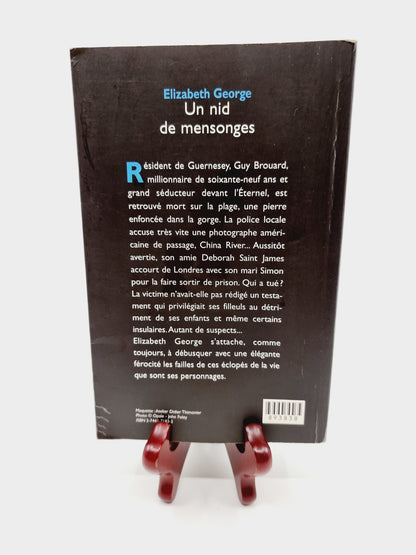 Livre - Un nid de mensonges