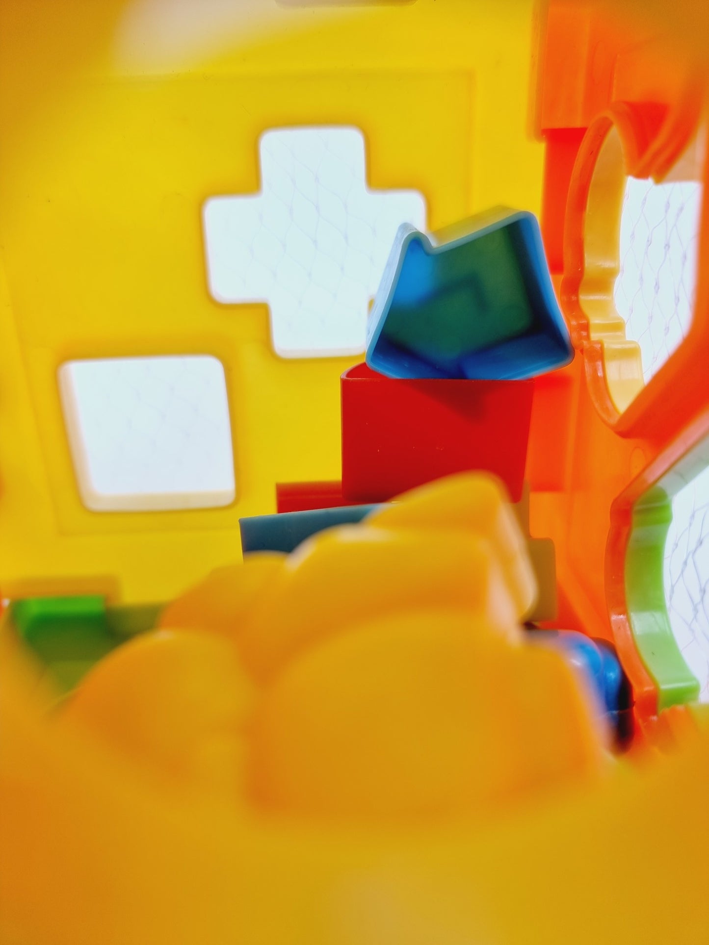 Cube d'activité en plastique