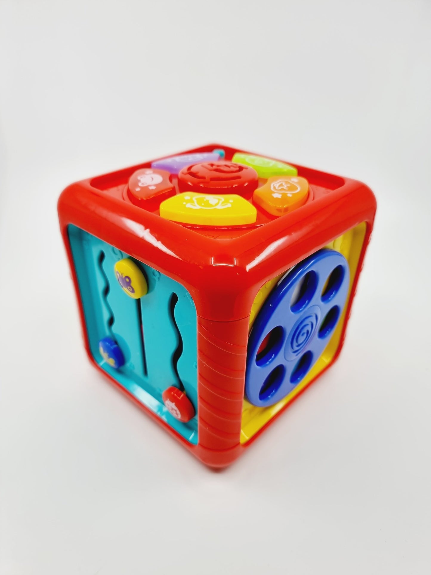 Cube d'éveil musical