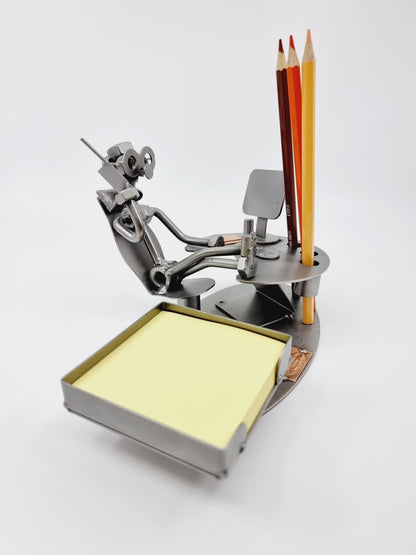 Porte crayon rigolo en acier