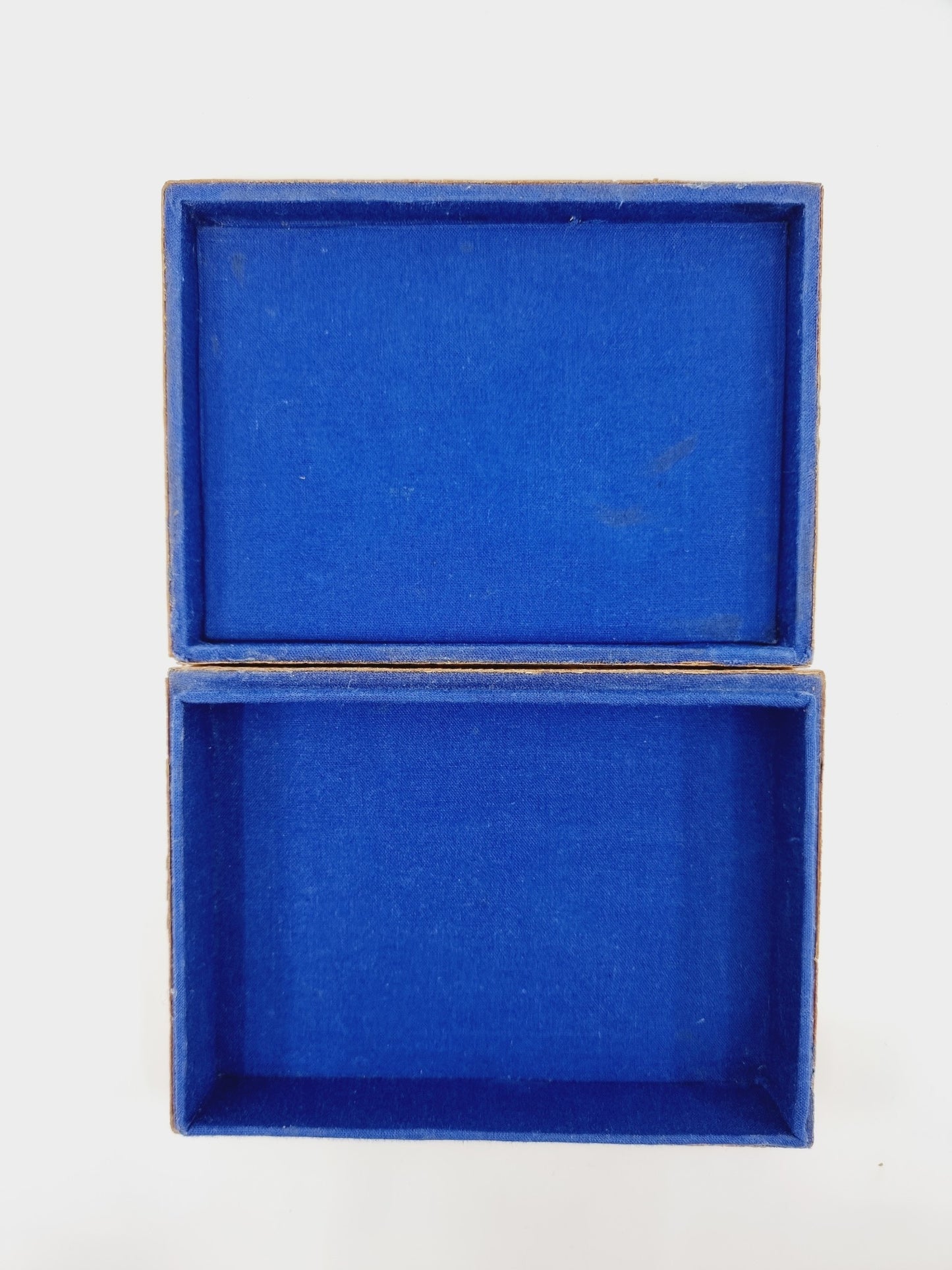 Boîte à bijoux intérieur velours bleu