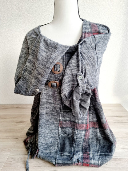 Robe grise avec carreaux et boutons apparents (SIZE : XL)