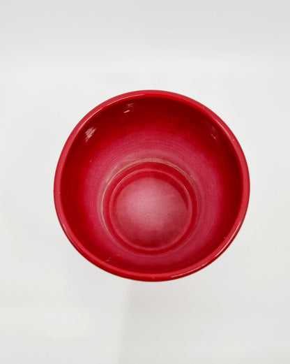 Cache-pot rouge