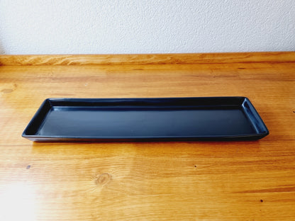 Plat rectangulaire noir en céramique