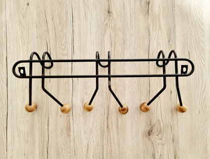 Patère avec boules en bois