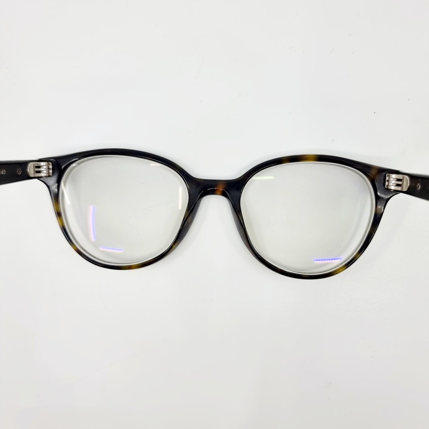 Monture - Prada Journal