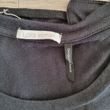 T-shirt noir ouvert derrière (SIZE : S/M)