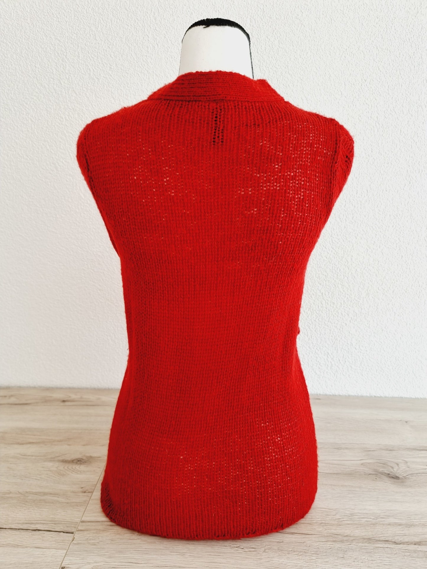 Jaquette rouge en maille (SIZE : M)