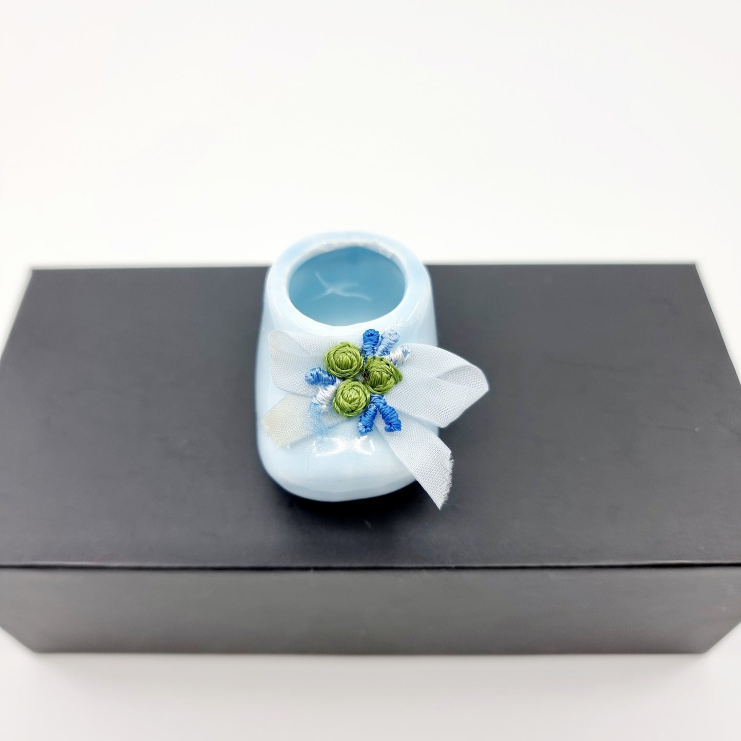 Bibelot - Chausson bleu en céramique