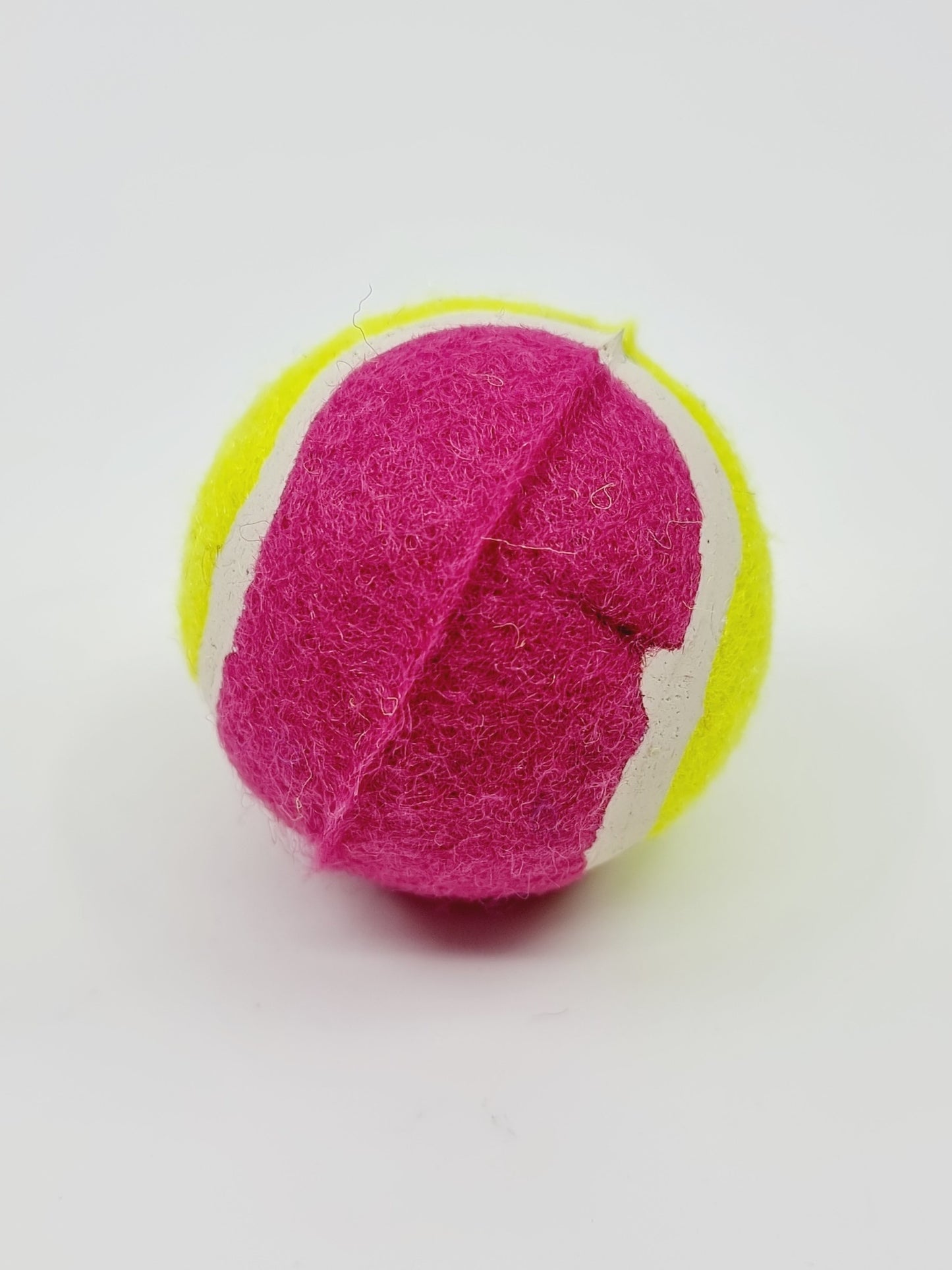 Jouet pour animaux - balle de tennis rose