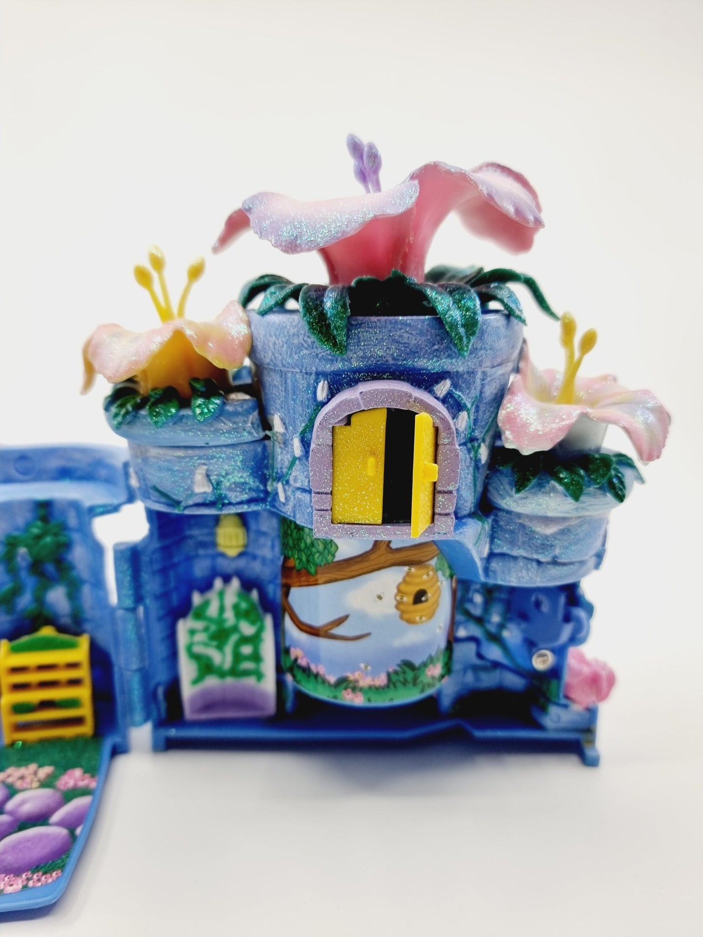 Garden & Butterfly Castel