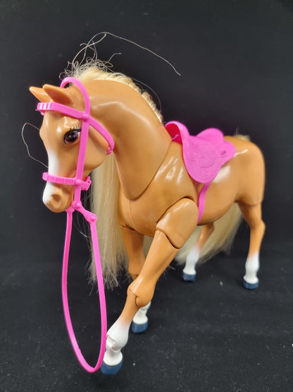 Cheval articulé Barbie