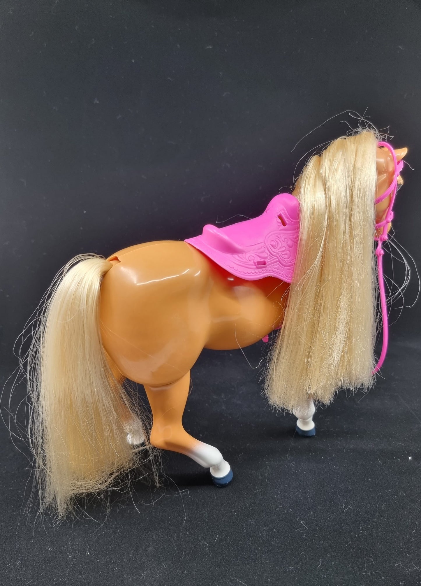 Cheval articulé Barbie